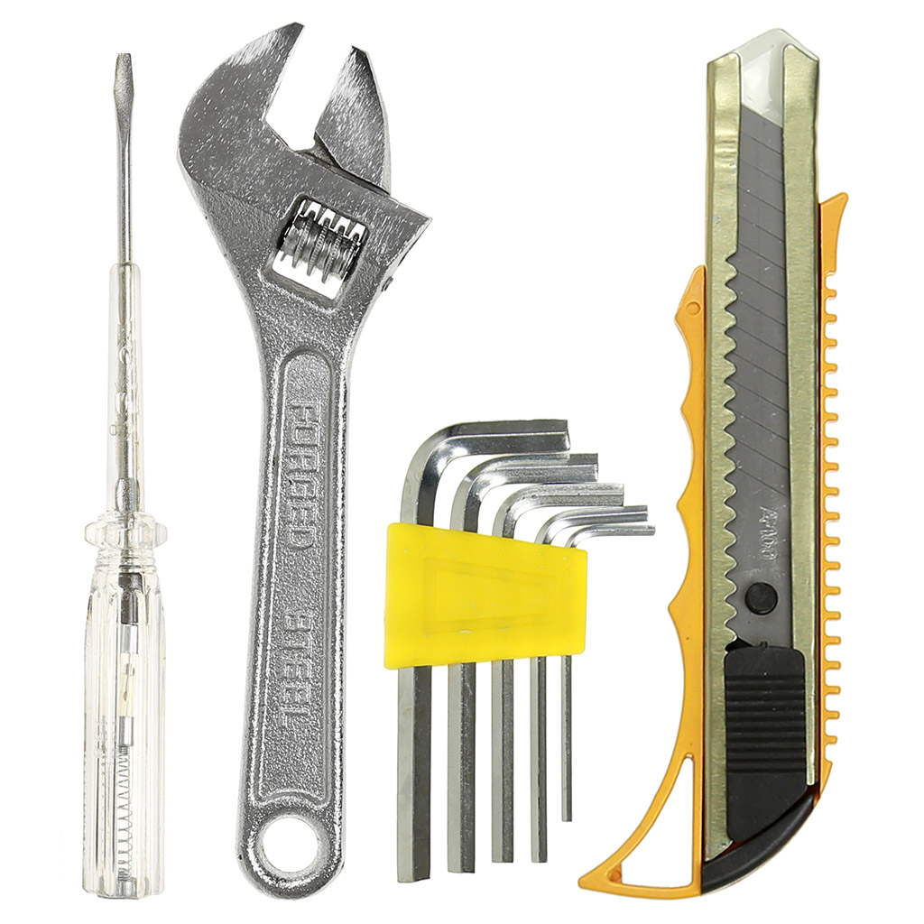 Набор инструментов 4 предмета: нож строительный 18мм 15х4,5х2см, ключ разводной 15х4,5х1,5см, максимальная ширина захвата 22мм, ключ 6-гранный - 5 штук, отвертка индикаторная 13,8х2х2см, металл/пласти