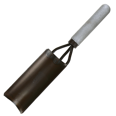 Совок посадочный "Стриж" 15х7см, прямоугольный, сталь 30ХГСА, деревянная ручка 13см, тулейка д4-3см, вес 250гр (Россия)