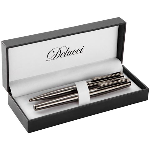 Набор Delucci Mistico: ручка перьевая 0,8мм и ручка-роллер 0,6мм, черные, оруж. металл, подар.уп.